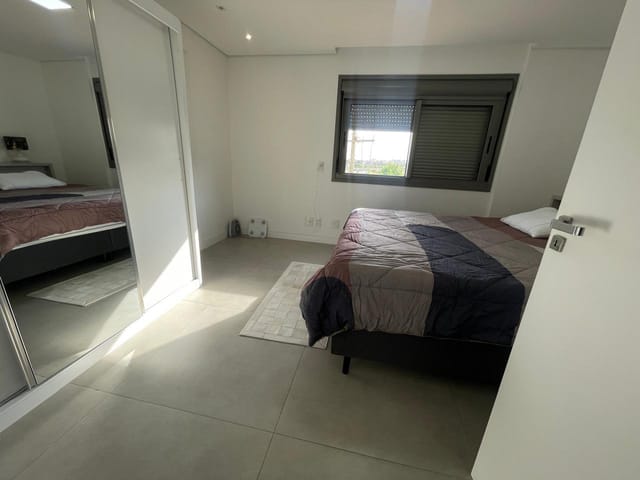 Apartamento 2 quartos e 2 banheiros, à venda, no bairro São Gonçalo em Pelotas