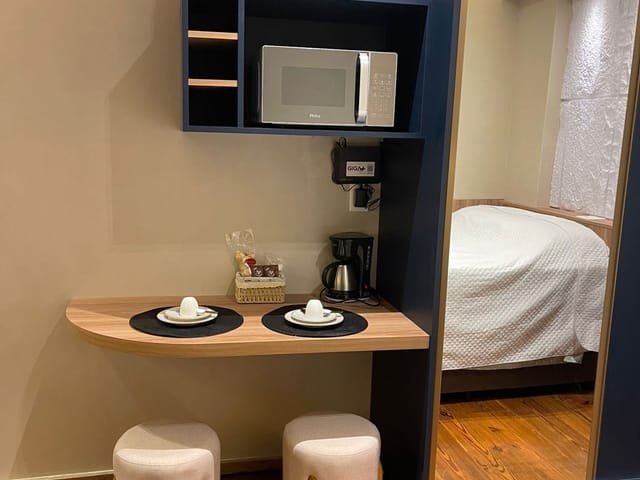 Apartamento 1 quarto e 1 banheiro, para alugar, no bairro Centro em Petrópolis