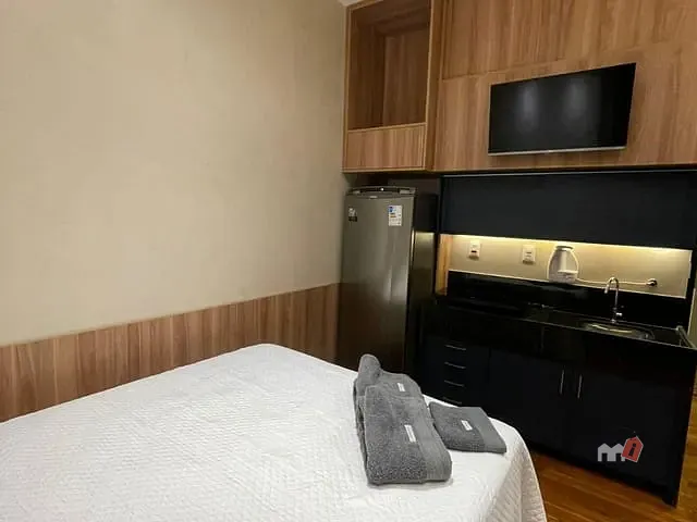 Apartamento 1 quarto e 1 banheiro, para alugar, no bairro Centro em Petrópolis