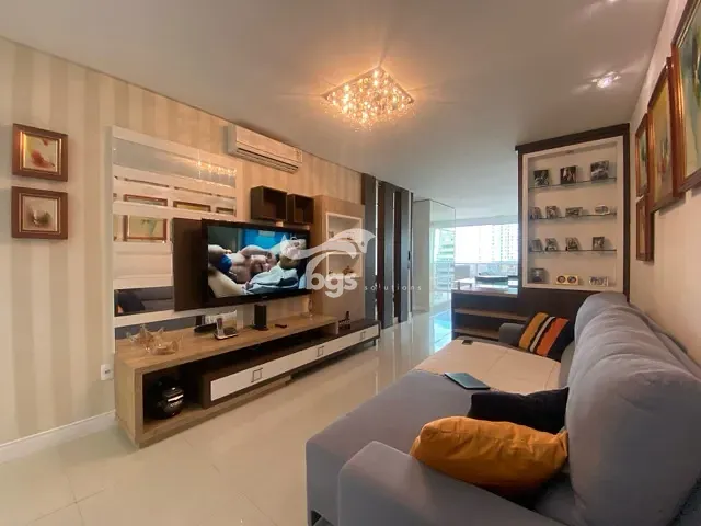 Apartamento com 157m² 3 quartos e 3 banheiros, à venda, no bairro Pioneiros em Balneário Camboriú