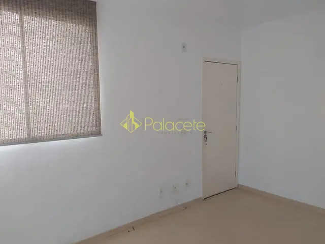 Apartamento 2 quartos e 1 banheiro, à venda, no bairro Residencial Sítio Santo Antônio em Taubaté