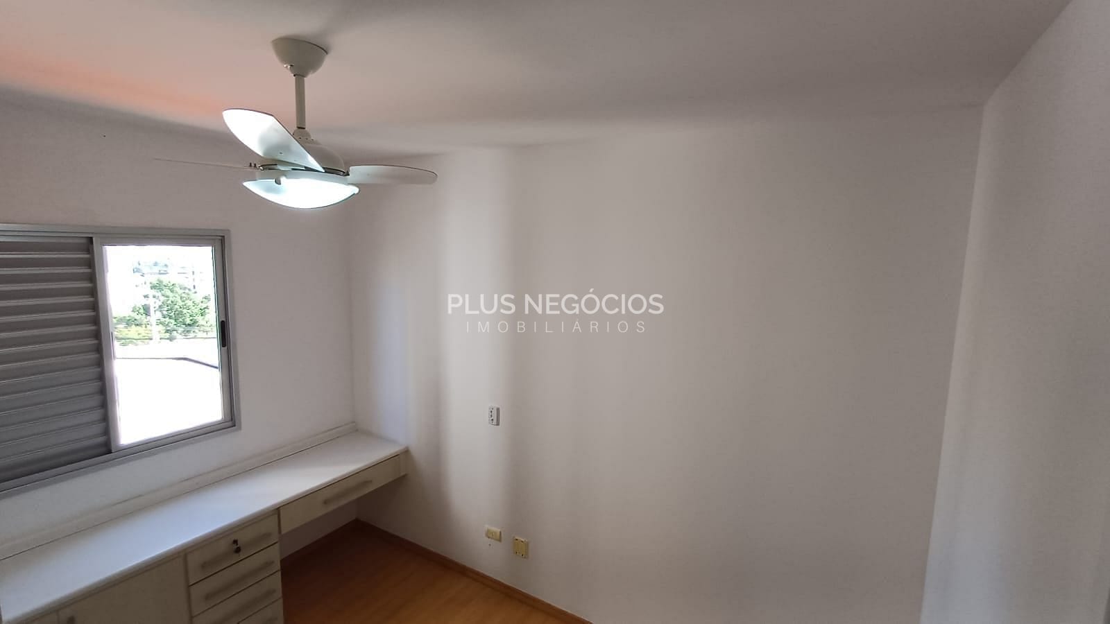 Apartamento à venda com 2 quartos, 60m² - Foto 24