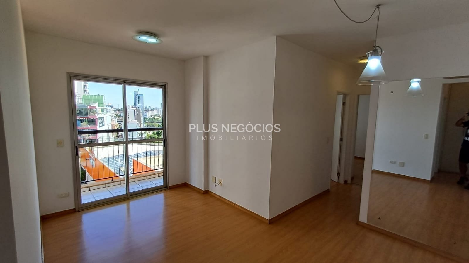 Apartamento à venda com 2 quartos, 60m² - Foto 28