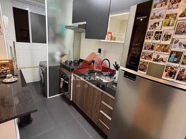 Apartamento 2 quartos e 1 banheiro, à venda, no bairro Jardim das Indústrias em São José dos Campos
