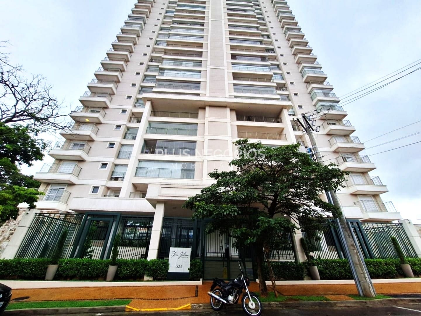 Apartamento, 3 quartos, 166 m² - Foto 1