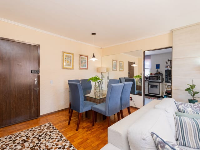 Apartamento 3 quartos e 2 banheiros, à venda, no bairro Três Vendas em Pelotas