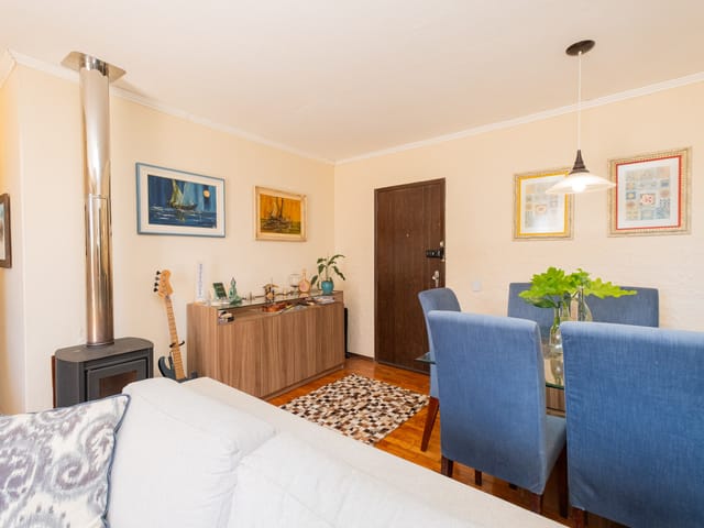 Apartamento 3 quartos e 2 banheiros, à venda, no bairro Três Vendas em Pelotas