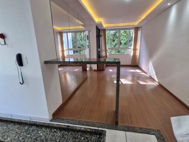 Apartamento 2 quartos e 2 banheiros, para alugar, no bairro Independência em Petrópolis