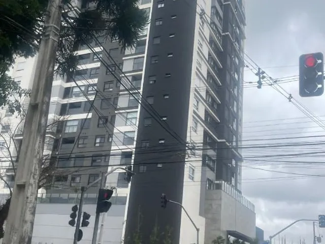 Apartamento 2 quartos e 2 banheiros, à venda, no bairro Boa Vista em Curitiba