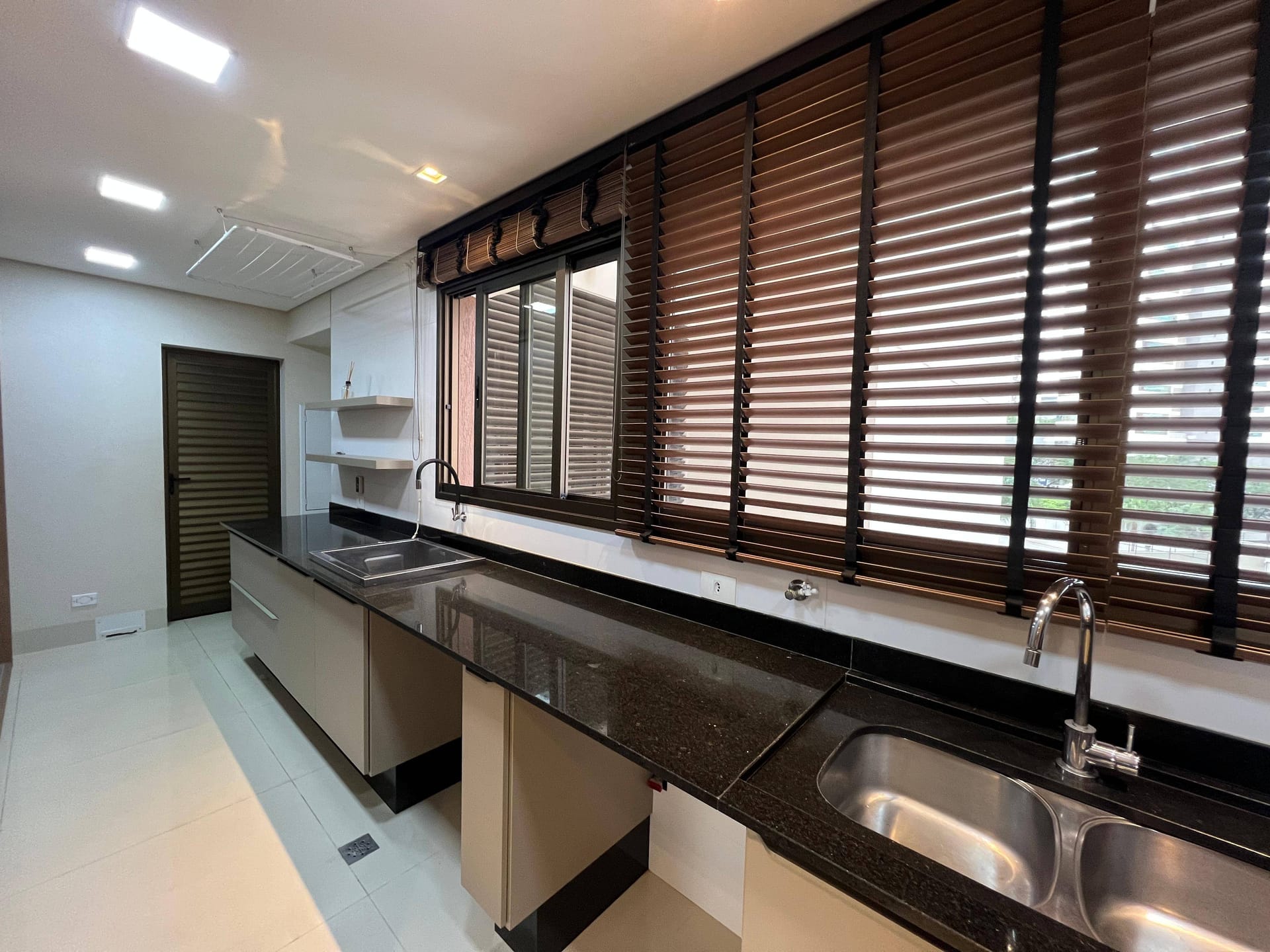 Apartamento, 4 quartos, 274 m² - Foto 10