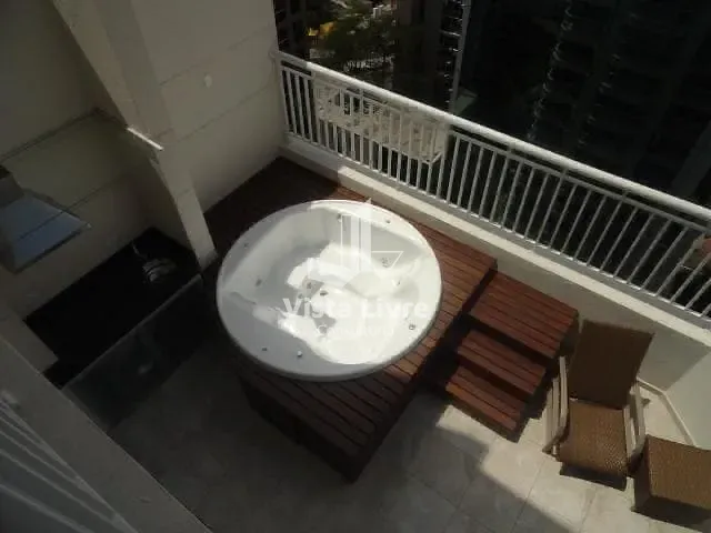 Apartamento com 133m² 2 quartos e 2 banheiros, à venda, no bairro Vila Olímpia em São Paulo