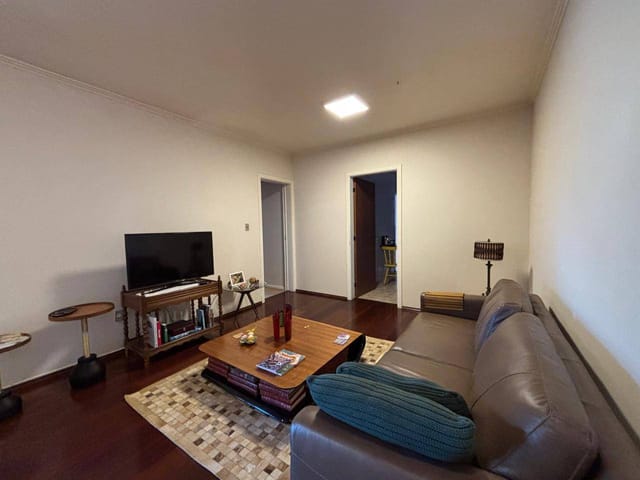 Apartamento 2 quartos e 2 banheiros, à venda, no bairro Centro em Pelotas