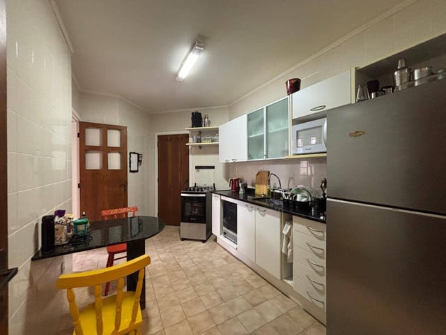 Apartamento 2 quartos e 2 banheiros, à venda, no bairro Centro em Pelotas