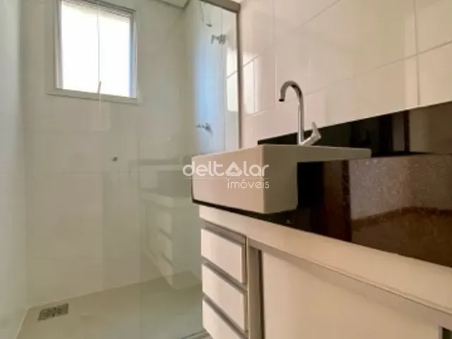 Apartamento com 77m² 3 quartos e 2 banheiros, para alugar, no bairro Santa Rosa em Belo Horizonte