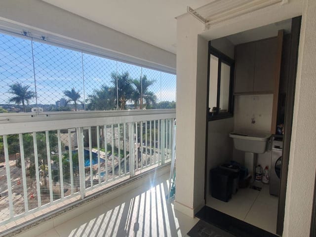 Apartamento 3 quartos e 2 banheiros, à venda, no bairro Parque Jamaica em Londrina