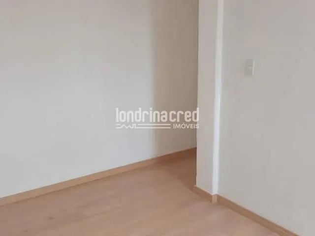 Apartamento 3 quartos e 1 banheiro, à venda, no bairro Edifício Santos Dumont em Londrina