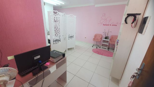 Apartamento 1 quarto e 1 banheiro, à venda, no bairro Comercial e Residencial Jardim Mariana em Pindamonhangaba