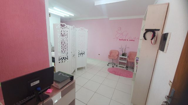 Apartamento 1 quarto e 1 banheiro, à venda, no bairro Comercial e Residencial Jardim Mariana em Pindamonhangaba