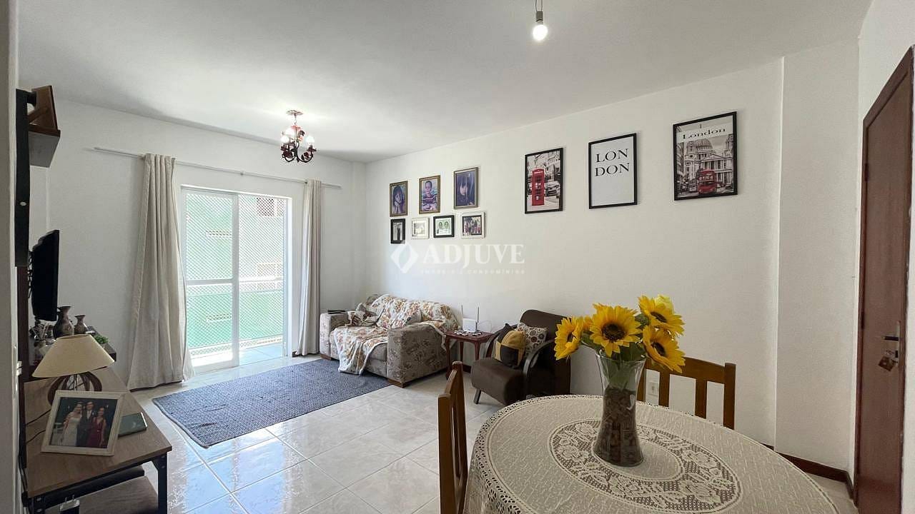 Apartamento à venda com 2 quartos, 60m² - Foto 3
