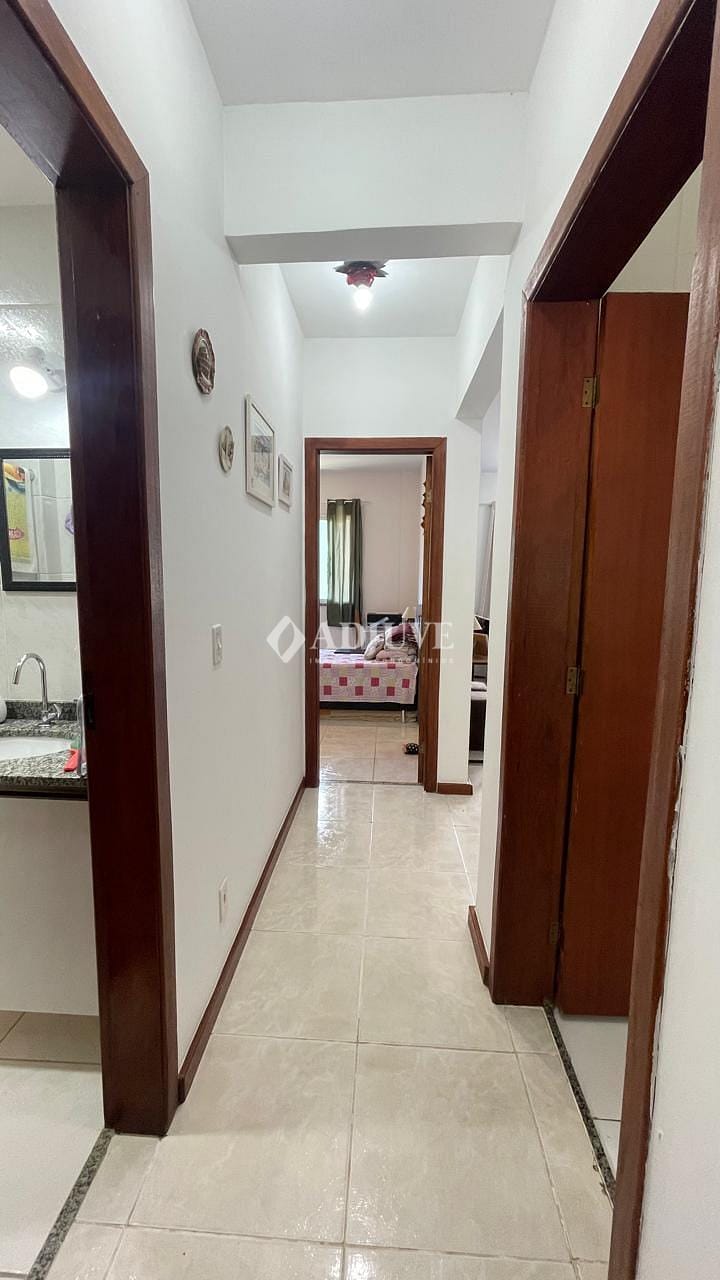 Apartamento à venda com 2 quartos, 60m² - Foto 4