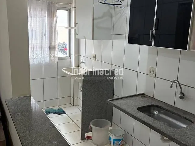Apartamento 2 quartos e 2 banheiros, à venda, no bairro São Vicente em Londrina