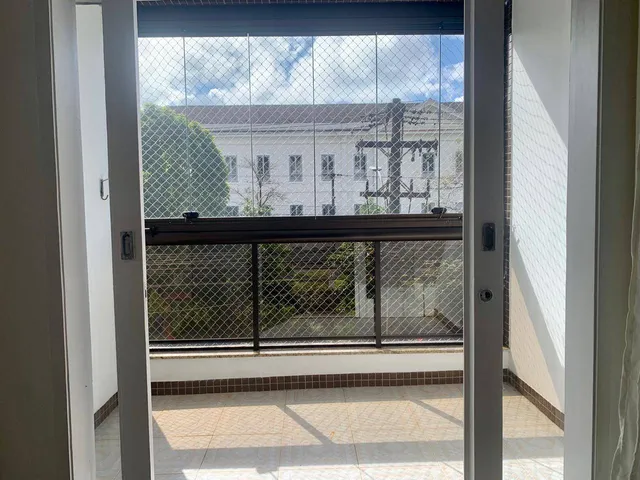 Apartamento 3 quartos e 2 banheiros, à venda, no bairro Centro em Petrópolis