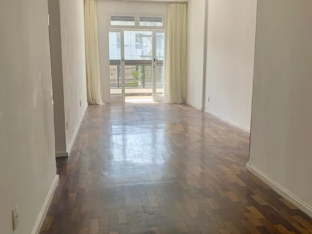 Apartamento 3 quartos e 2 banheiros, à venda, no bairro Centro em Petrópolis