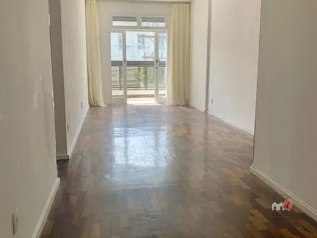 Apartamento 3 quartos e 2 banheiros, à venda, no bairro Centro em Petrópolis