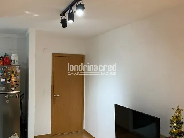 Apartamento com 53m² 2 quartos e 1 banheiro, à venda, no bairro Condomínio Lagoa Santa em Londrina
