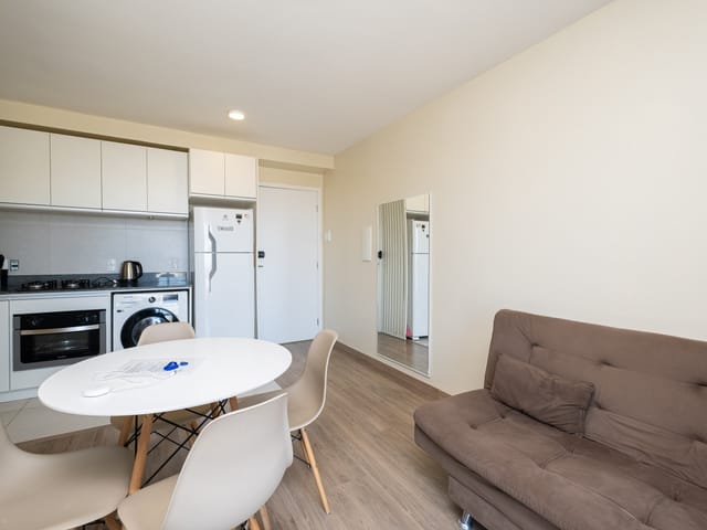 Apartamento 2 quartos e 1 banheiro, para alugar, no bairro Três Vendas em Pelotas