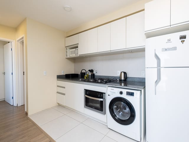 Apartamento 2 quartos e 1 banheiro, para alugar, no bairro Três Vendas em Pelotas