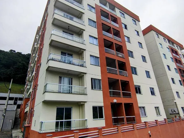 Apartamento 2 quartos e 1 banheiro, à venda, no bairro Corrêas em Petrópolis