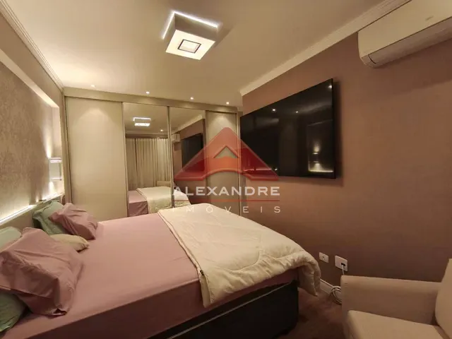 Apartamento com 157m² 4 quartos e 3 banheiros, à venda, no bairro Jardim das Indústrias em São José dos Campos