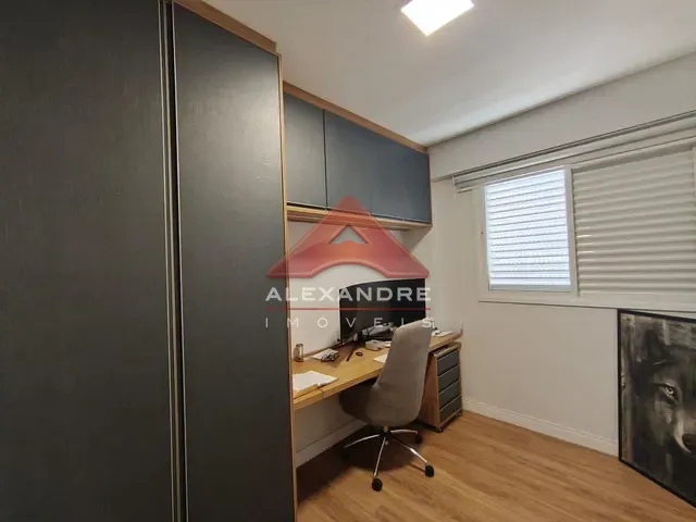 Apartamento com 157m² 4 quartos e 3 banheiros, à venda, no bairro Jardim das Indústrias em São José dos Campos