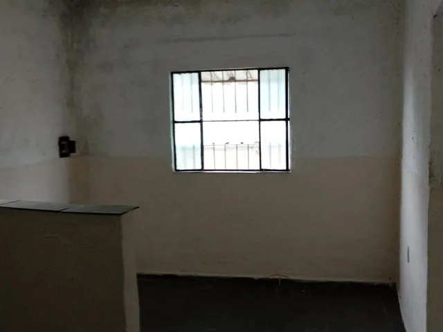 Apartamento 1 quarto e 1 banheiro, para alugar, no bairro Caxambu em Petrópolis