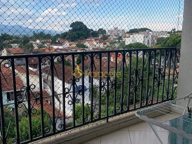 Apartamento 3 quartos e 2 banheiros, à venda ou para alugar, no bairro Centro em Pindamonhangaba