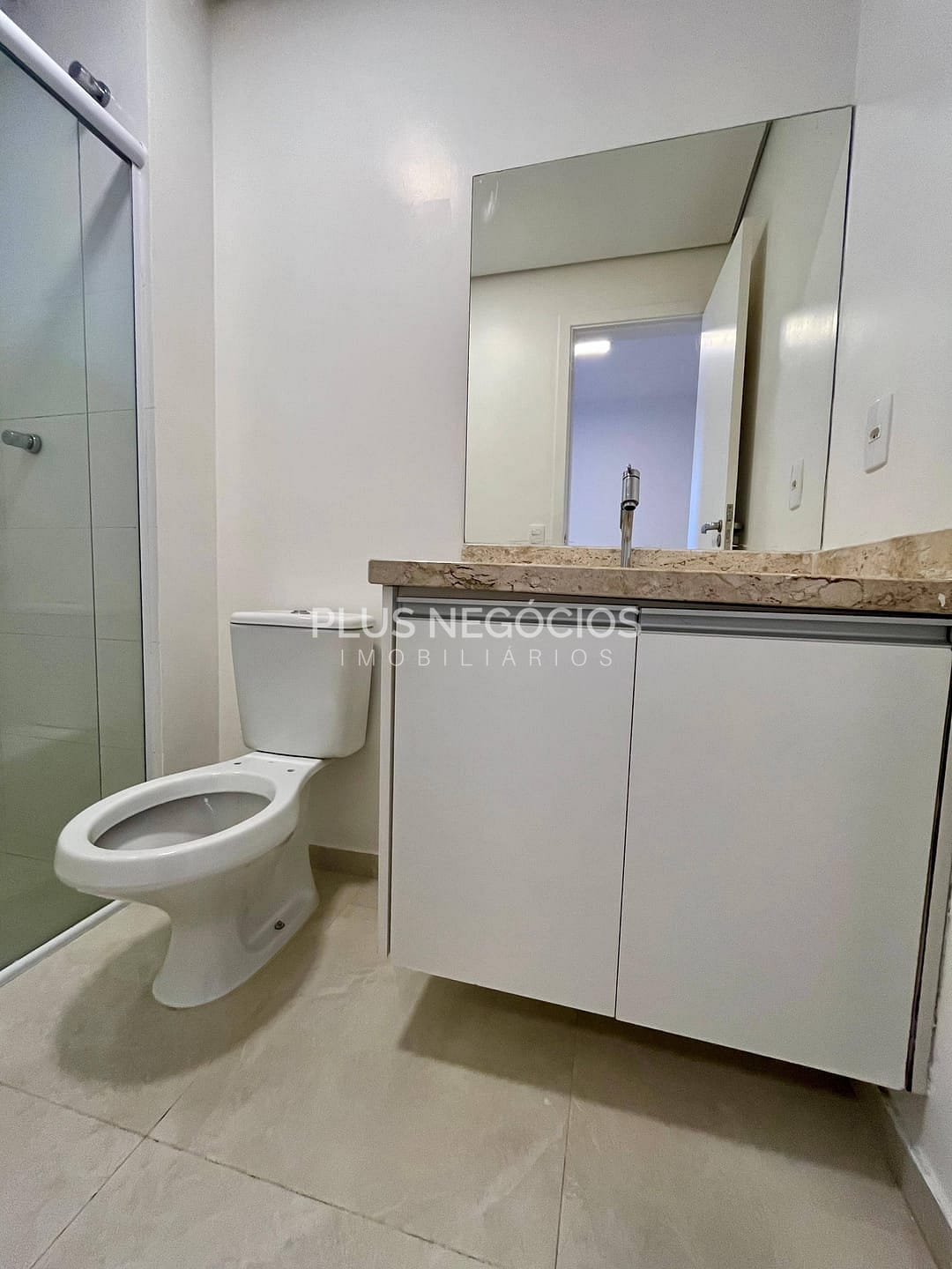 Apartamento para alugar com 3 quartos, 83m² - Foto 12