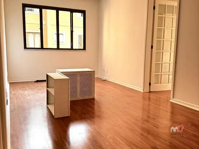 Apartamento 2 quartos e 1 banheiro, à venda, no bairro Corrêas em Petrópolis