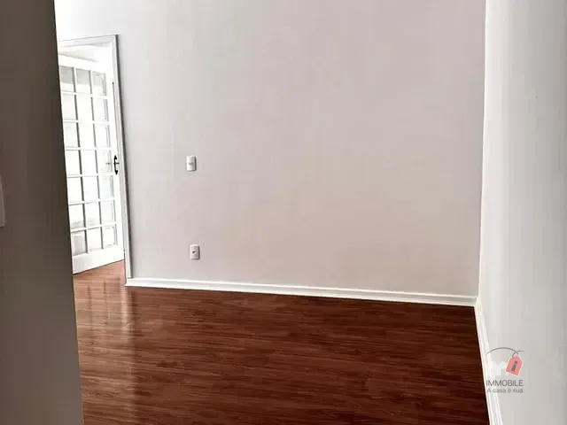 Apartamento 2 quartos e 1 banheiro, à venda, no bairro Corrêas em Petrópolis