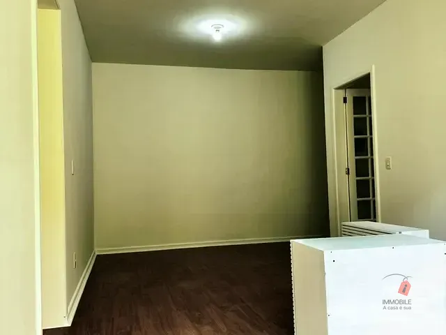Apartamento 2 quartos e 1 banheiro, à venda, no bairro Corrêas em Petrópolis