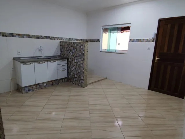 Apartamento 1 quarto e 1 banheiro, para alugar, no bairro Mosela em Petrópolis