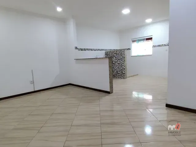 Apartamento 1 quarto e 1 banheiro, para alugar, no bairro Mosela em Petrópolis
