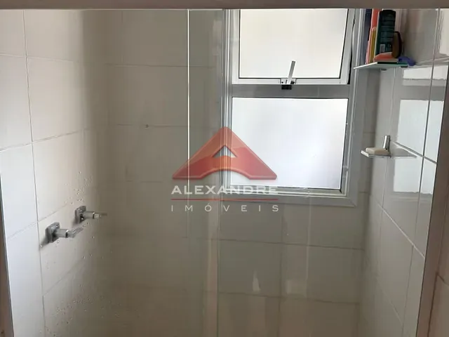 Apartamento 2 quartos e 1 banheiro, à venda, no bairro Jardim Copacabana em São José dos Campos