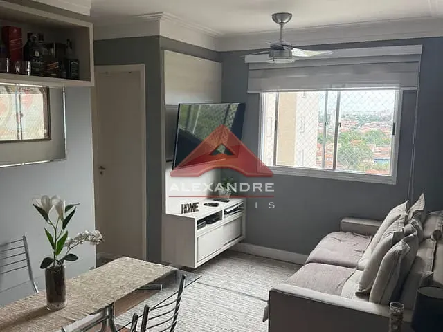 Apartamento 2 quartos e 1 banheiro, à venda, no bairro Jardim Copacabana em São José dos Campos