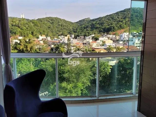 Apartamento com 215m² 3 quartos e 2 banheiros, à venda, no bairro Praia Brava de Itajaí em Itajaí