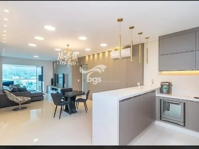 Apartamento com 215m² 3 quartos e 2 banheiros, à venda, no bairro Praia Brava de Itajaí em Itajaí