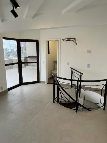 Apartamento com 128m² 2 quartos e 1 banheiro, à venda, no bairro Pinheiros em São Paulo