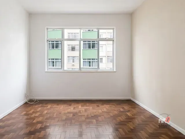 Apartamento 1 quarto e 1 banheiro, à venda, no bairro Centro em Petrópolis