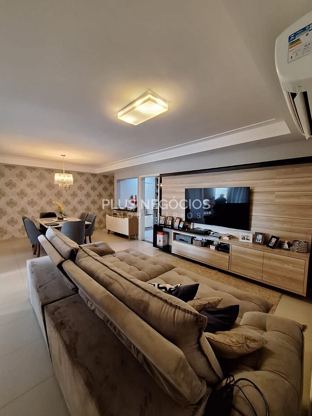 Apartamento à venda com 3 quartos, 120m² - Foto 1