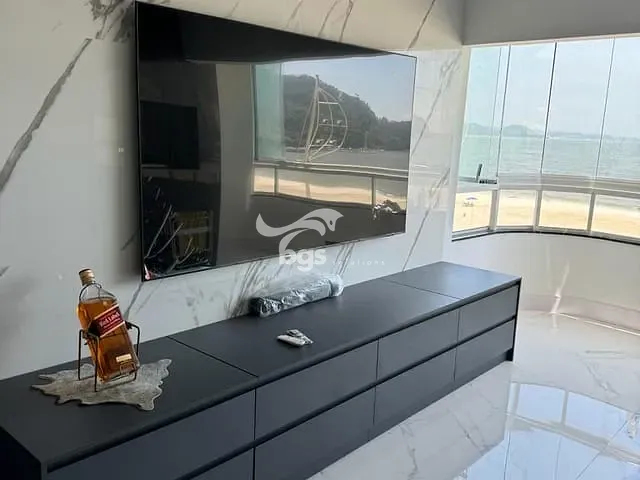 Apartamento com 155m² 4 quartos e 3 banheiros, à venda, no bairro Barra Sul em Balneário Camboriú